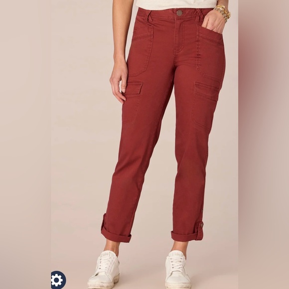 Democracy "Ab"Solution Cuffed Utility Pant
18W | Color: Fired Brick - Picture 1 of 9